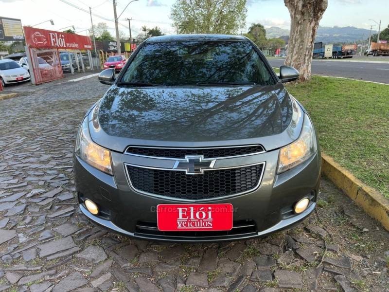 CRUZE 1.8 LT 16V FLEX 4P AUTOMÁTICO - 2014 - DOIS IRMãOS