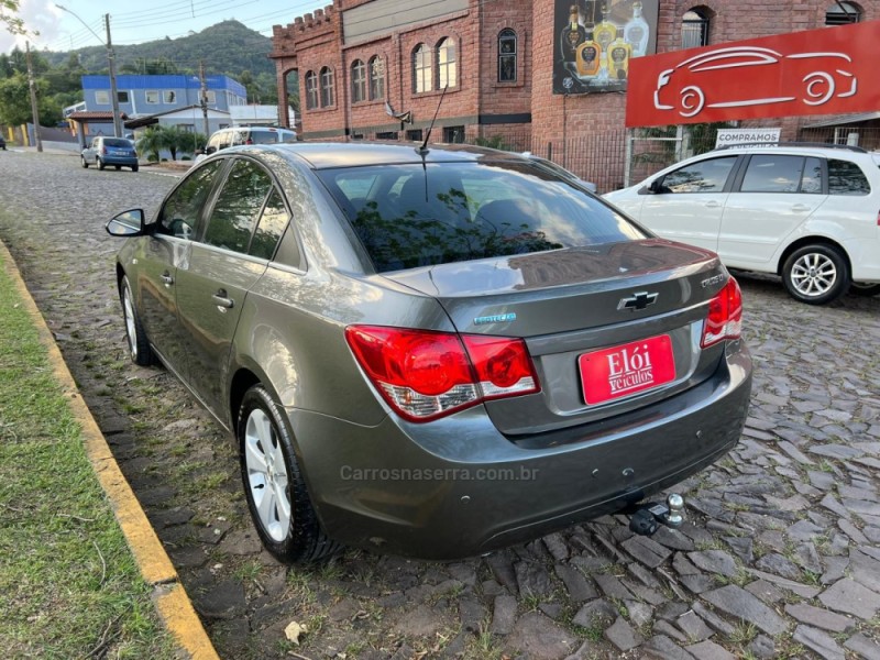 CRUZE 1.8 LT 16V FLEX 4P AUTOMÁTICO - 2014 - DOIS IRMãOS