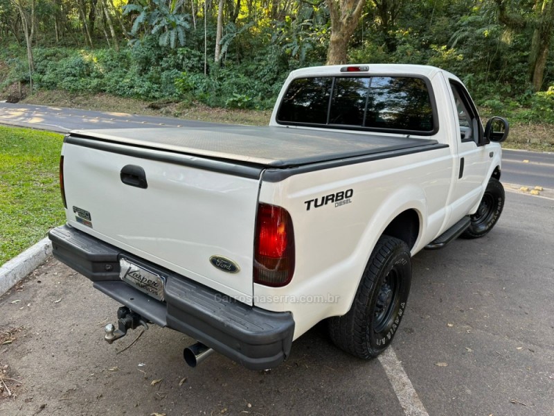 F-250 4.2 XL 4X2 CS TURBO INTERCOOLER DIESEL 2P MANUAL - 2001 - DOIS IRMãOS