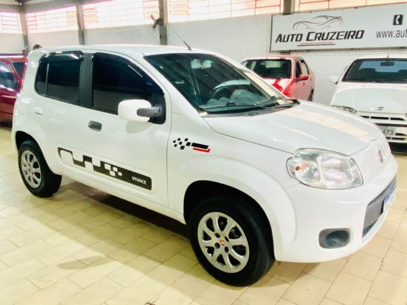 UNO 1.0 EVO VIVACE 8V FLEX 4P MANUAL - 2015 - CAXIAS DO SUL