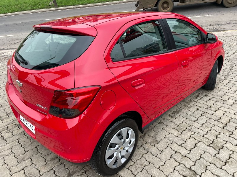 ONIX 1.4 MPFI LTZ 8V FLEX 4P MANUAL - 2015 - CAXIAS DO SUL