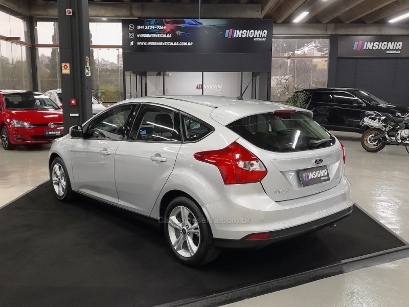 FOCUS 1.6 SE 16V FLEX 4P AUTOMÁTICO - 2015 - CAXIAS DO SUL