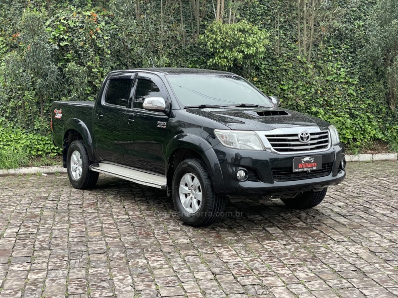 HILUX 3.0 SRV 4X4 CD 16V TURBO INTERCOOLER DIESEL 4P AUTOMÁTICO - 2014 - FARROUPILHA