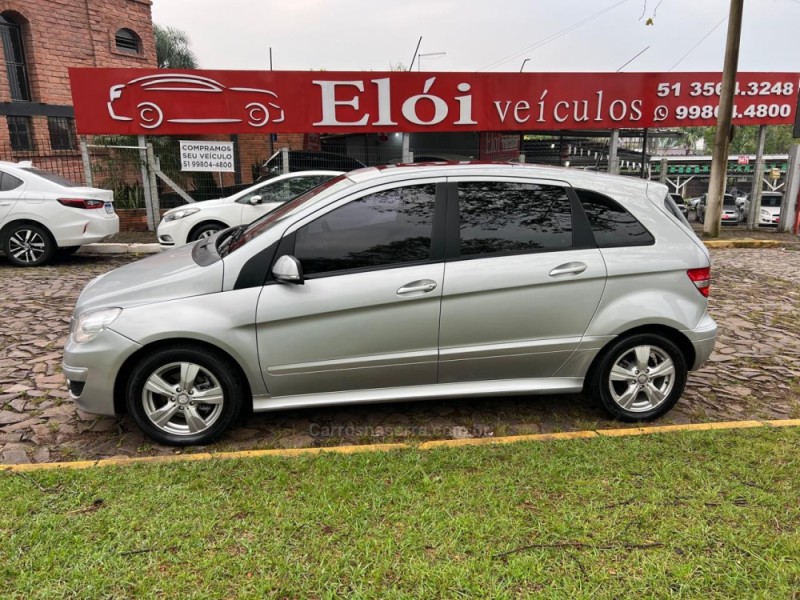 B 180 1.7 8V GASOLINA 4P AUTOMÁTICO - 2011 - DOIS IRMãOS