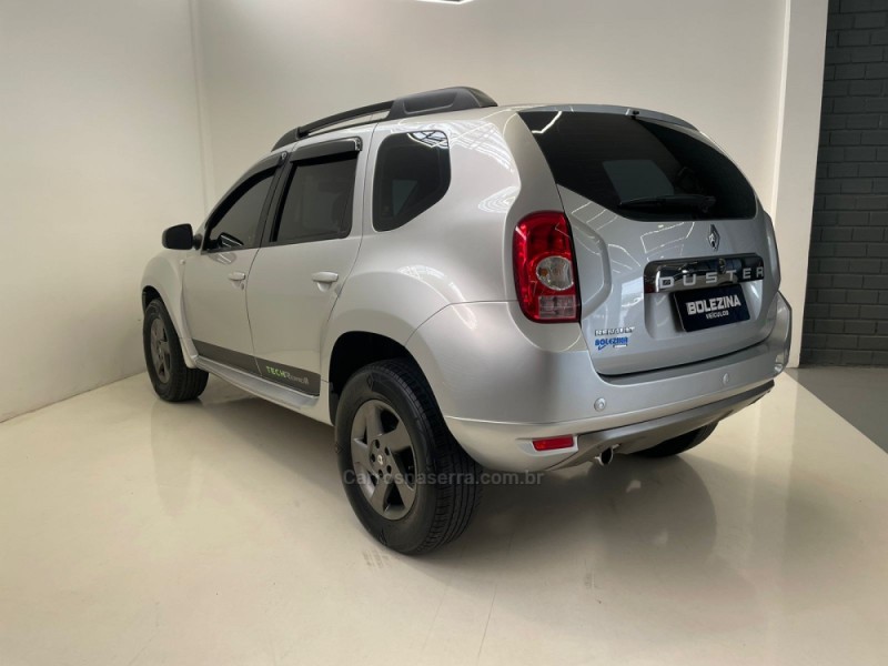 DUSTER 2.0 DYNAMIQUE 4X2 16V FLEX 4P AUTOMÁTICO - 2014 - NOVO HAMBURGO