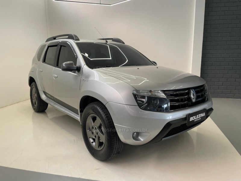 DUSTER 2.0 DYNAMIQUE 4X2 16V FLEX 4P AUTOMÁTICO - 2014 - NOVO HAMBURGO