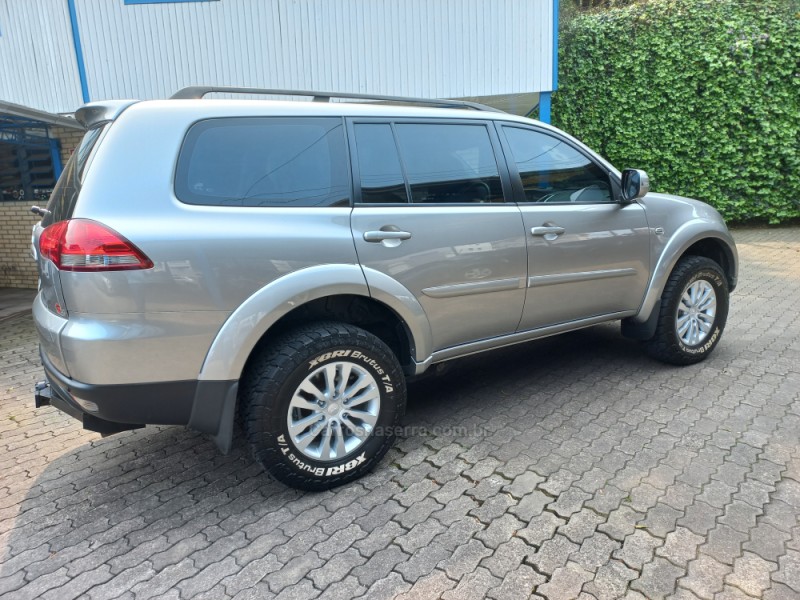 PAJERO DAKAR 3.2 HPE 4X4 7 LUGARES 16V TURBO INTERCOOLER DIESEL 4P AUTOMÁTICO - 2018 - CAXIAS DO SUL