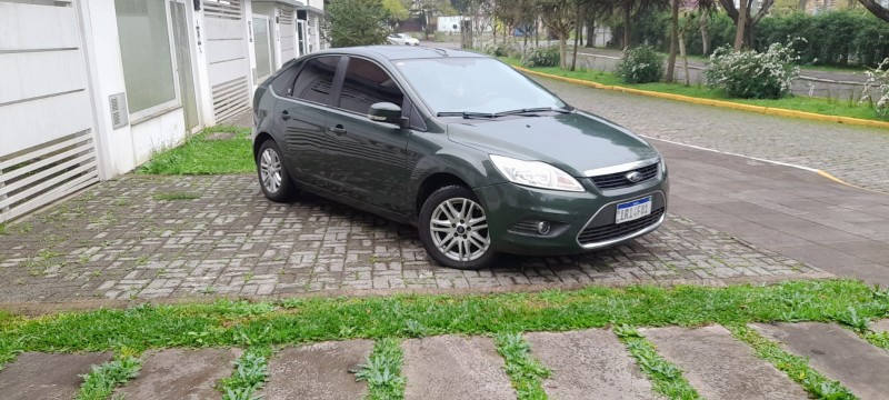 FOCUS 2.0 GHIA 16V FLEX 4P AUTOMÁTICO - 2011 - FARROUPILHA