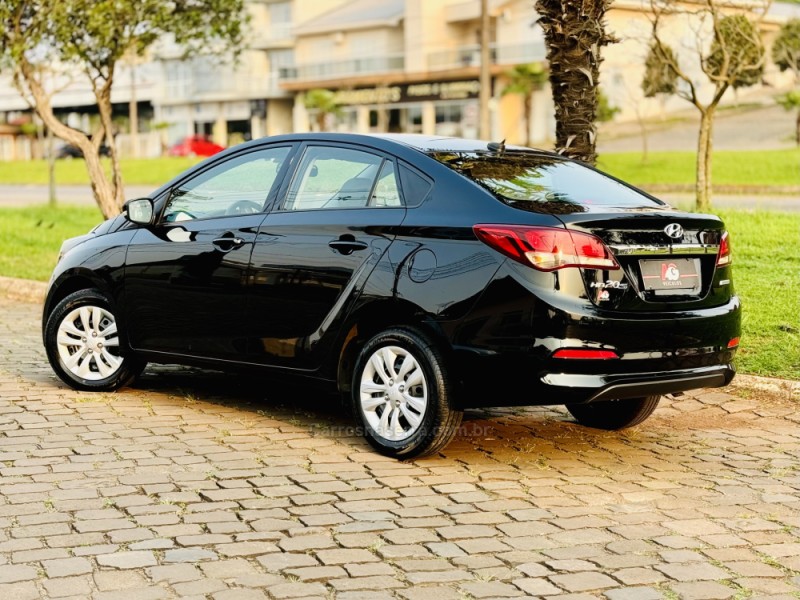 HB20S 1.6 COMFORT PLUS 16V FLEX 4P MANUAL - 2019 - CASCA