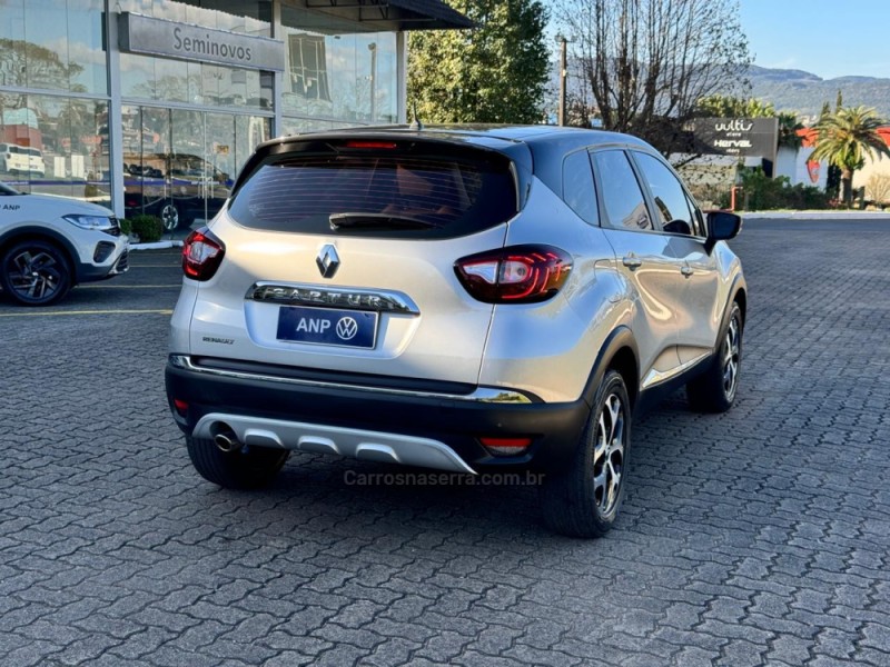 CAPTUR 2.0 16V FLEX INTENSE AUTOMÁTICO - 2018 - NOVA PETRóPOLIS