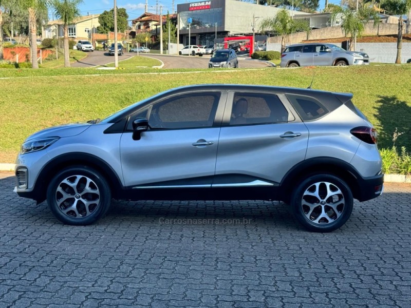 CAPTUR 2.0 16V FLEX INTENSE AUTOMÁTICO - 2018 - NOVA PETRóPOLIS