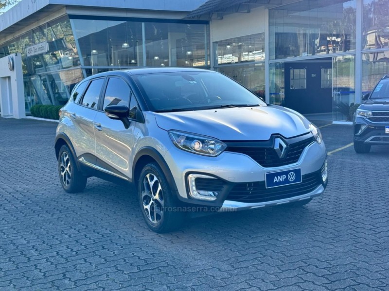 CAPTUR 2.0 16V FLEX INTENSE AUTOMÁTICO - 2018 - NOVA PETRóPOLIS