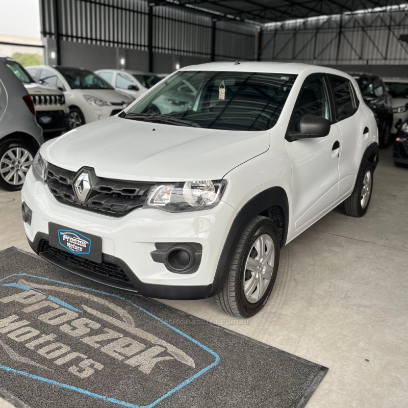 KWID 1.0 12V SCE FLEX ZEN MANUAL - 2022 - CANOAS