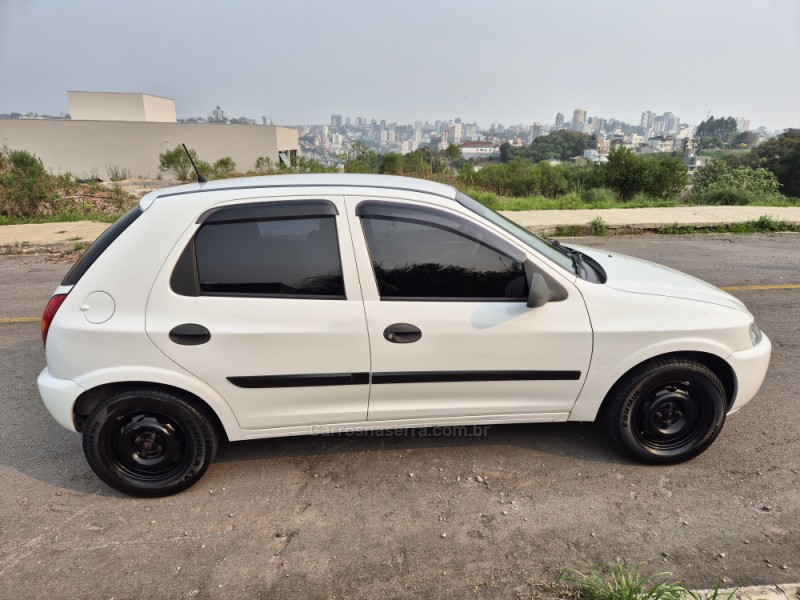 CELTA 1.4 MPFI 8V GASOLINA 4P MANUAL - 2004 - BENTO GONçALVES