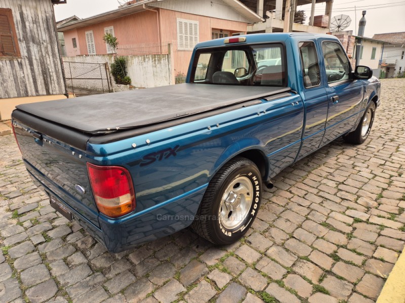 RANGER 4.0 STX 4X2 CE V6 12V GASOLINA 2P MANUAL - 1995 - BENTO GONçALVES