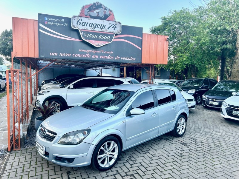 VECTRA 2.0 MPFI GT HATCH 8V FLEX 4P MANUAL