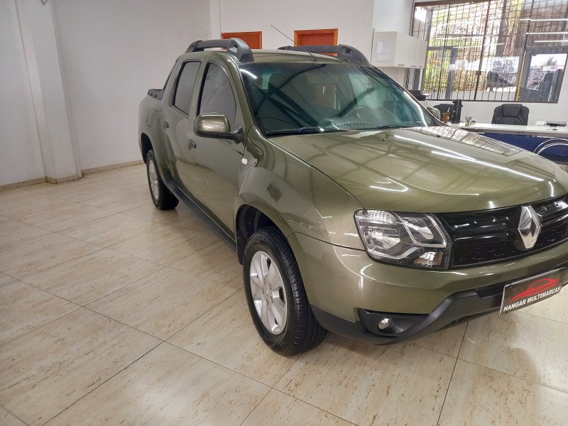 OROCH 1.6 16V EXPRESS FLEX 4P MANUAL - 2017 - CAXIAS DO SUL