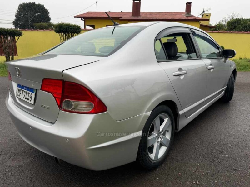 CIVIC 1.8 LXL 16V FLEX 4P MANUAL - 2008 - VACARIA