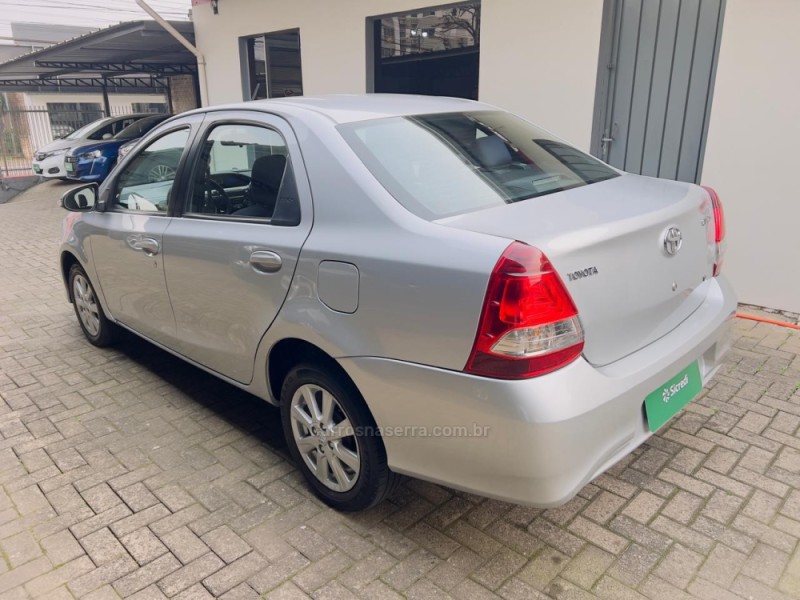 ETIOS 1.5 X PLUS 16V FLEX 4P AUTOMÁTICO - 2019 - NOVO HAMBURGO