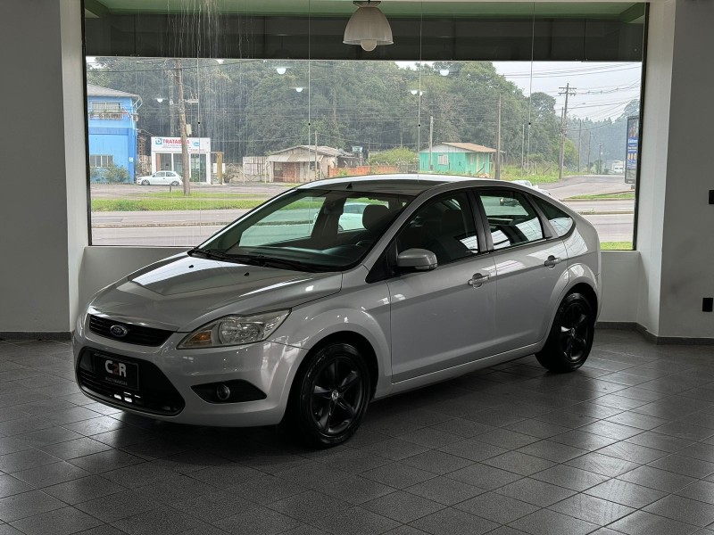 FOCUS 1.6 8V FLEX 4P MANUAL - 2010 - CAXIAS DO SUL