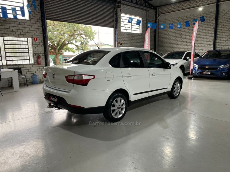 GRAND SIENA 1.4 MPI ATTRACTIVE 8V FLEX 4P MANUAL - 2013 - NOVO HAMBURGO