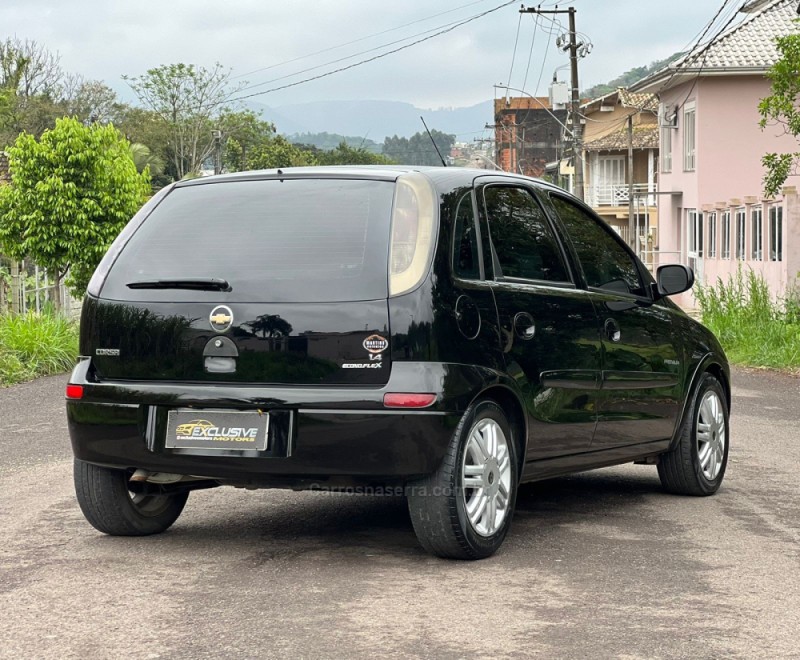 CORSA 1.4 MPFI PREMIUM 8V FLEX 4P MANUAL - 2009 - PAROBé