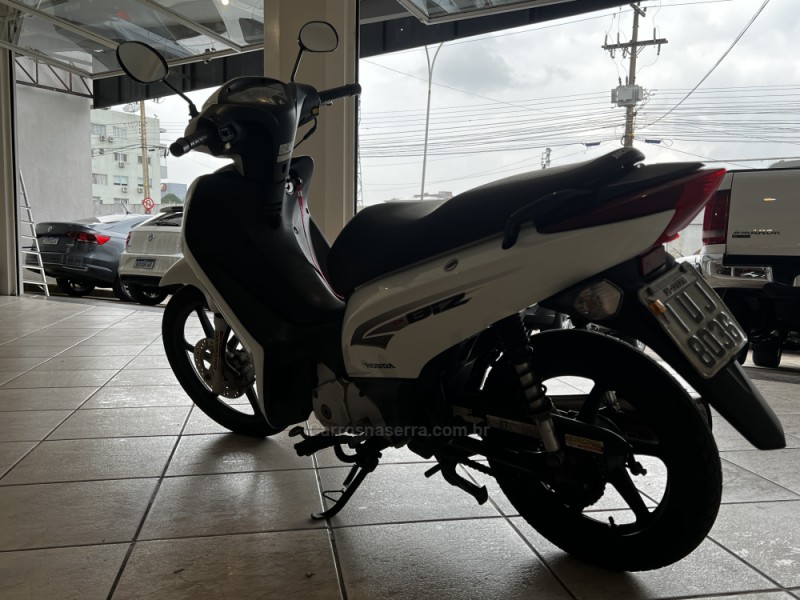 BIZ 125 EX - 2013 - GUAPORé