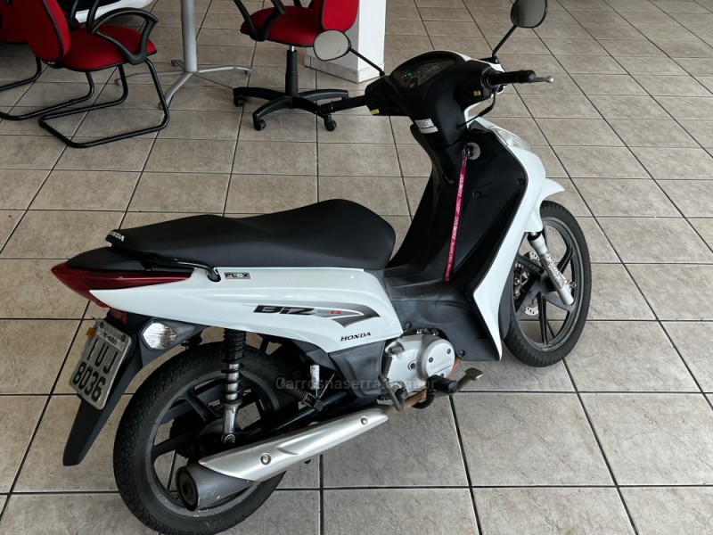 BIZ 125 EX - 2013 - GUAPORé