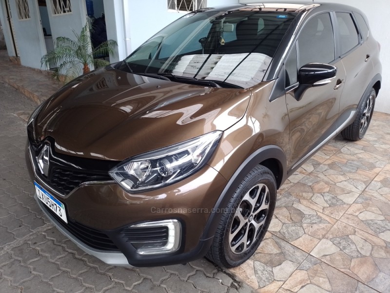 CAPTUR 1.6 16V SCE FLEX ZEN MANUAL - 2018 - CAXIAS DO SUL