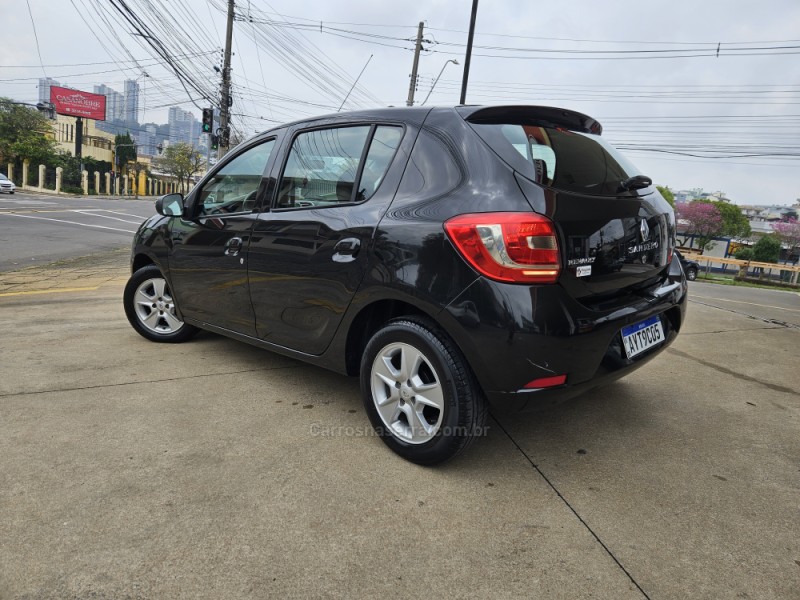 SANDERO 1.6 DYNAMIQUE 8V FLEX 4P MANUAL - 2015 - CAXIAS DO SUL