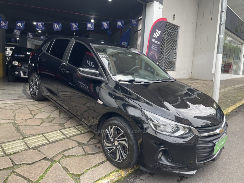 ONIX 1.0 LT 12V TURBO FLEX 4P MANUAL - 2024 - BENTO GONçALVES