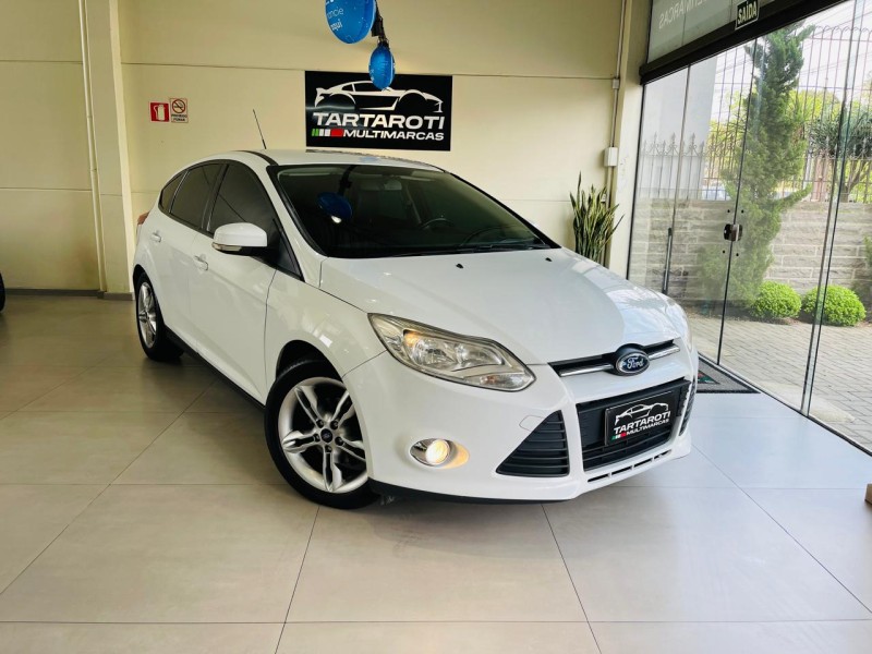 FOCUS 2.0 SE 16V FLEX 4P AUTOMÁTICO - 2015 - CAXIAS DO SUL