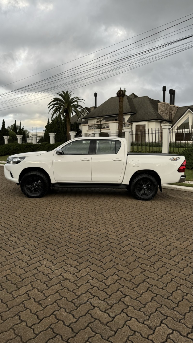 HILUX 2.8 SRV 4X4 CD 16V DIESEL 4P AUTOMÁTICO - 2017 - LAJEADO