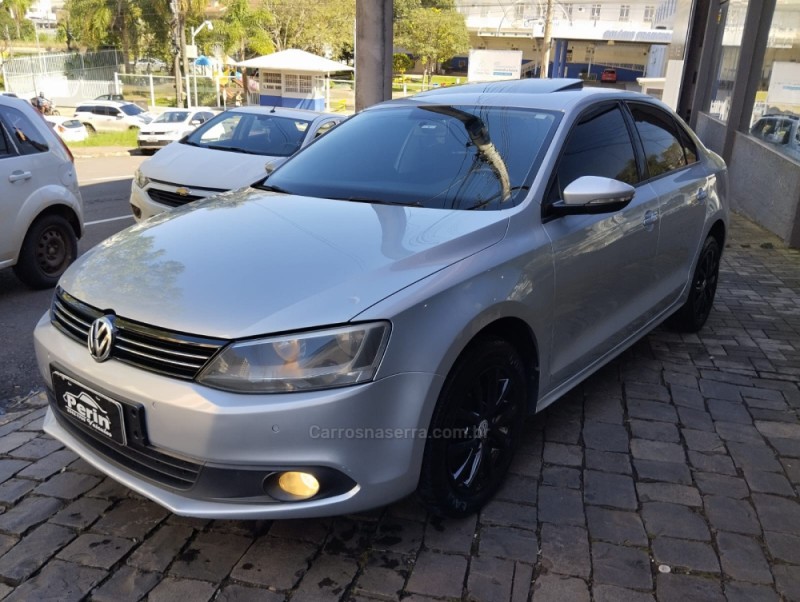 JETTA 2.0 COMFORTLINE FLEX 4P TIPTRONIC - 2012 - MARAU