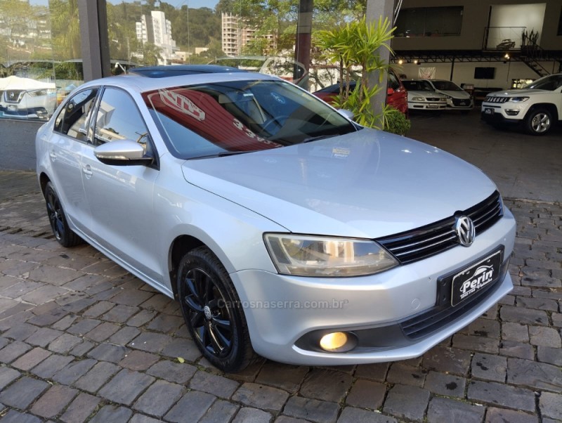 JETTA 2.0 COMFORTLINE FLEX 4P TIPTRONIC - 2012 - MARAU