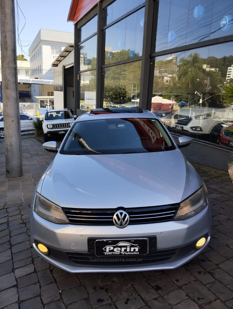 JETTA 2.0 COMFORTLINE FLEX 4P TIPTRONIC - 2012 - MARAU