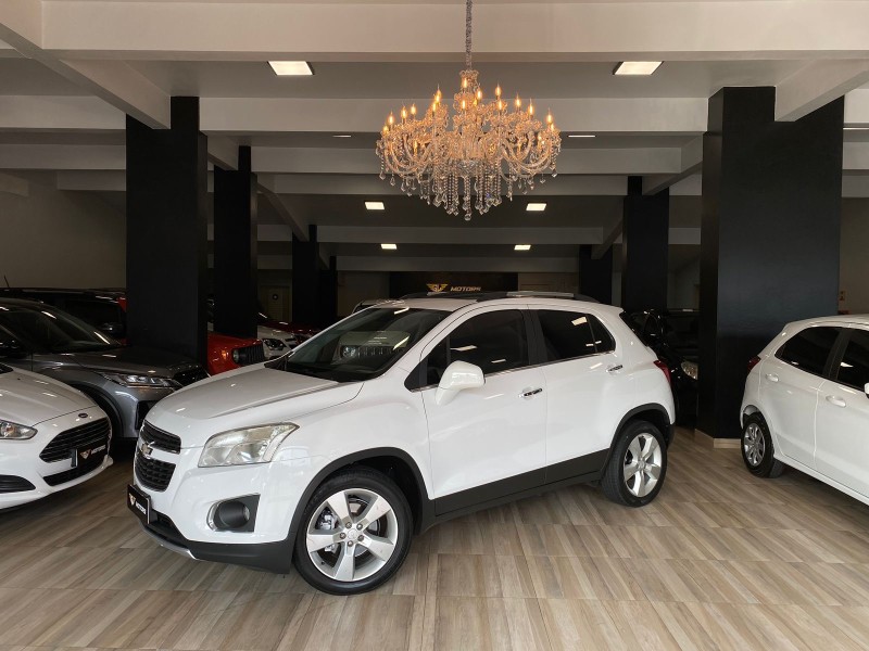 tracker 1.8 mpfi ltz 4x2 16v flex 4p automatico 2014 caxias do sul