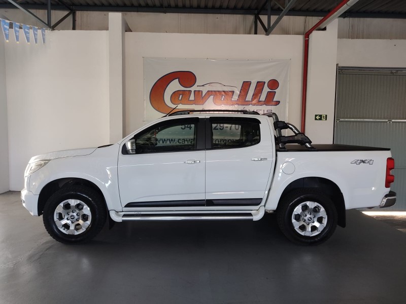 S10 2.8 LTZ 4X4 CD TURBO DIESEL 4P AUTOMÁTICO - 2016 - CAXIAS DO SUL