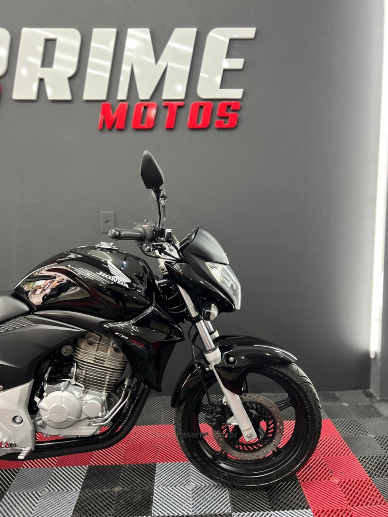 CB 300R  - 2013 - NOVO HAMBURGO