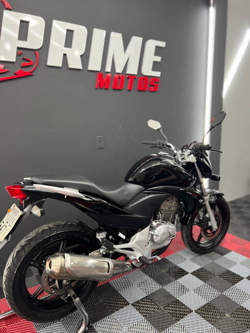 CB 300R  - 2013 - NOVO HAMBURGO