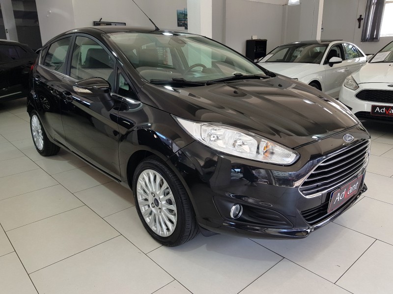 FIESTA 1.6 TITANIUM HATCH 16V FLEX 4P AUTOMÁTICO - 2016 - CAXIAS DO SUL