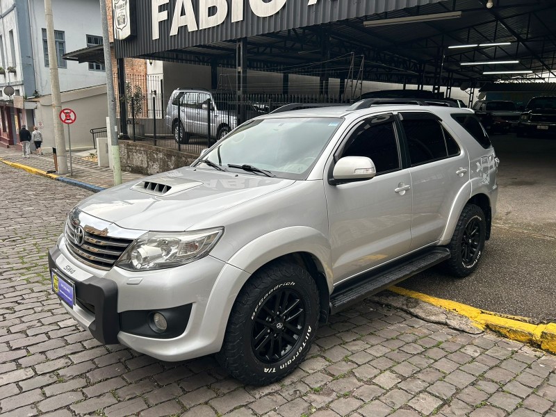 HILUX SW4 3.0 SRV 4X4 16V TURBO INTERCOOLER DIESEL 4P AUTOMÁTICO - 2013 - GARIBALDI