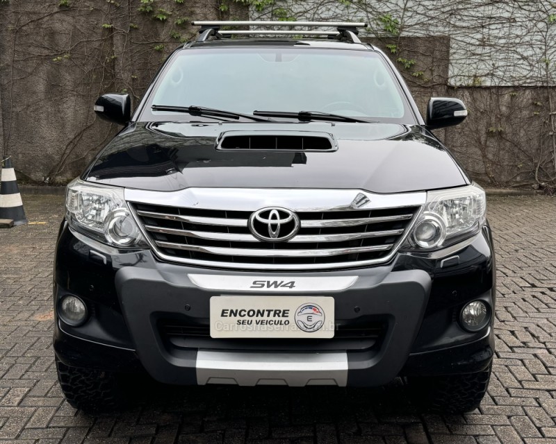 HILUX SW4 3.0 SRV 4X4 CD 16V TURBO INTERCOOLER DIESEL 4P AUTOMÁTICO - 2013 - TAQUARA