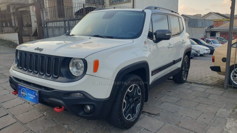 RENEGADE 2.0 16V TURBO DIESEL TRAILHAWK 4P 4X4 AUTOMÁTICO - 2016 - CAXIAS DO SUL