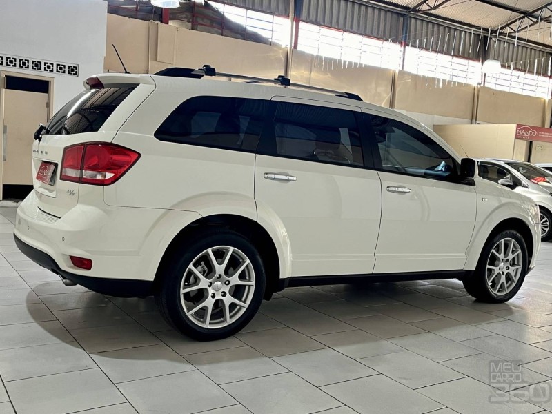 JOURNEY 3.6 RT AWD V6 GASOLINA 4P AUTOMÁTICO - 2014 - ESTâNCIA VELHA