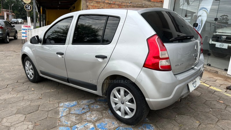 SANDERO 1.6 EXPRESSION 8V FLEX 4P MANUAL - 2012 - GRAVATAí