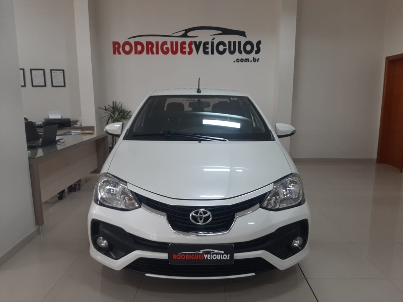 ETIOS 1.5 PLATINUM SEDAN 16V FLEX 4P AUTOMÁTICO - 2018 - CAXIAS DO SUL