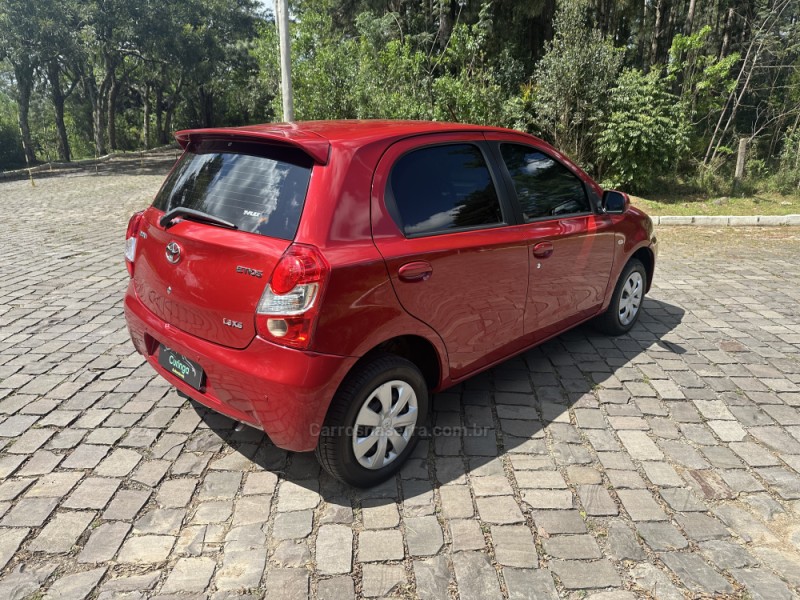 ETIOS 1.3 XS 16V FLEX 4P MANUAL - 2013 - NOVA PRATA