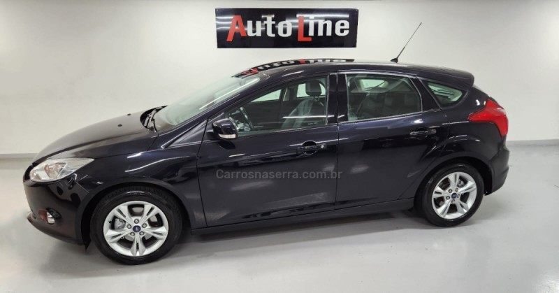 FOCUS 1.6 SE PLUS 16V FLEX 4P MANUAL - 2014 - BENTO GONçALVES