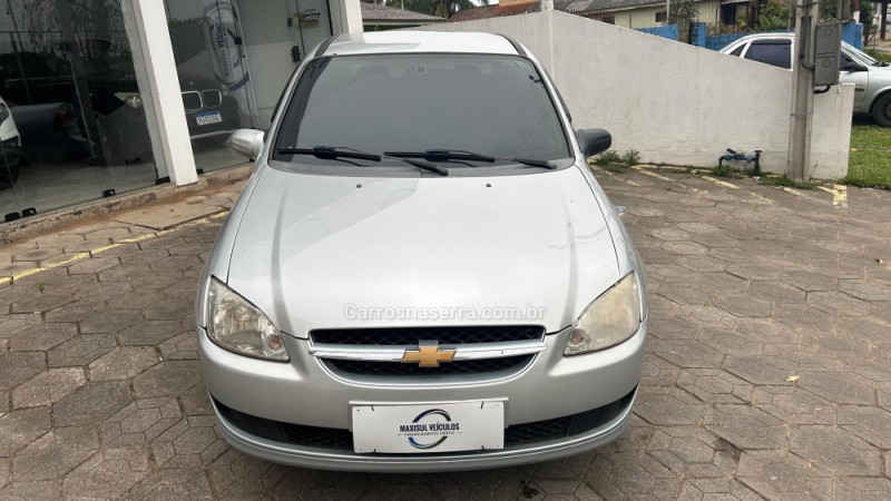 CLASSIC 1.0 MPFI LS 8V GASOLINA 4P MANUAL - 2014 - GRAVATAí